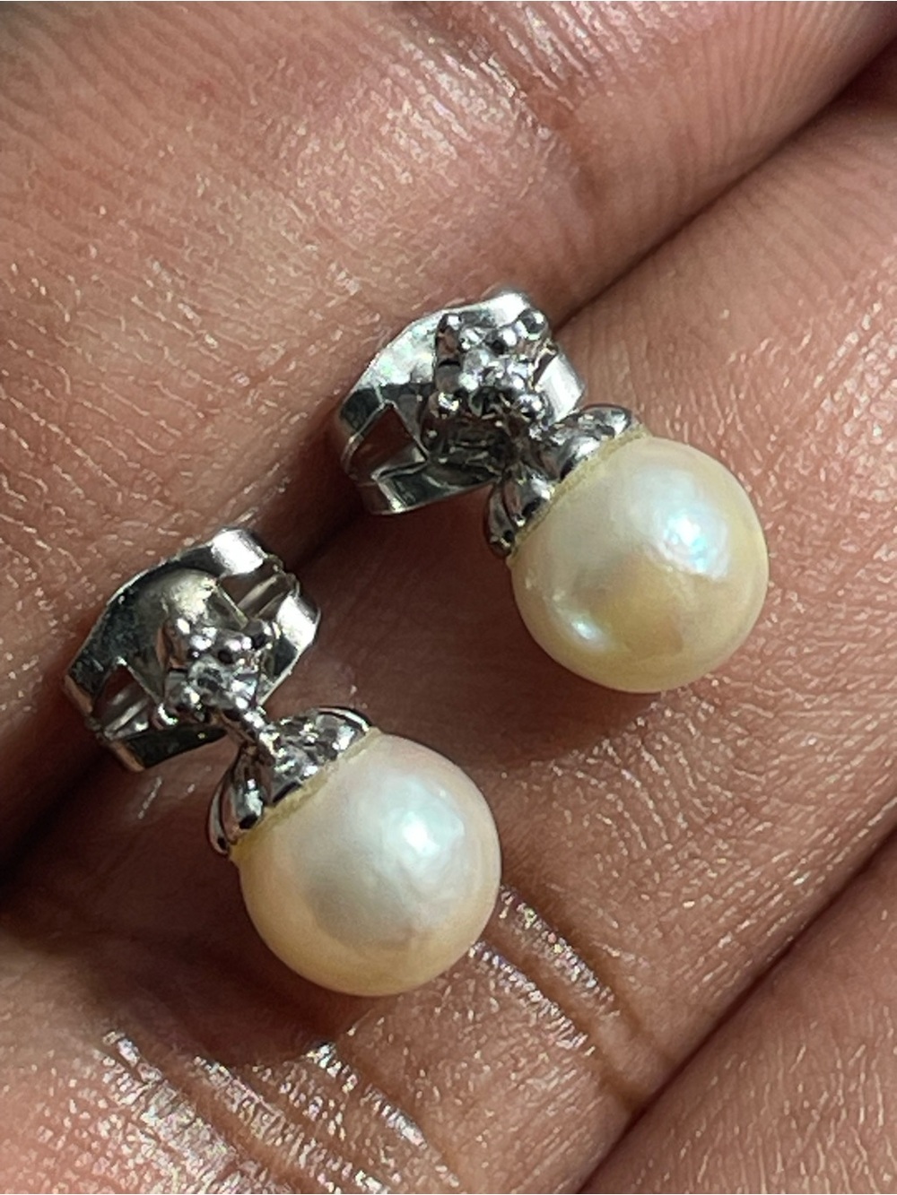 Real! 14kt Gold Diamond & Pearl Earrings - Picture 9 of 10